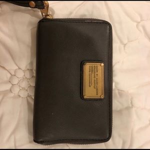 Marc Jacobs wallet